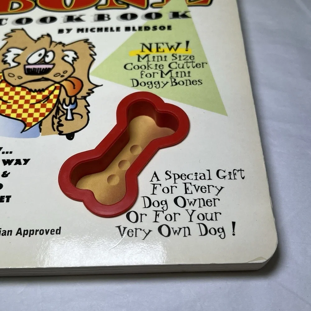 The Doggy Bone Cookbook : The‎ Fun, Easy Way to Bake Love Dog Pet Recipes Cookie